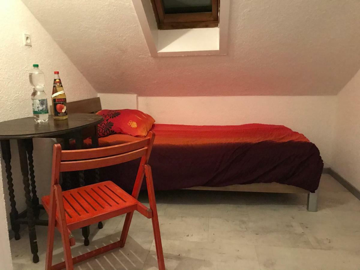 Cozy Room In Ludwigsburg Exterior photo